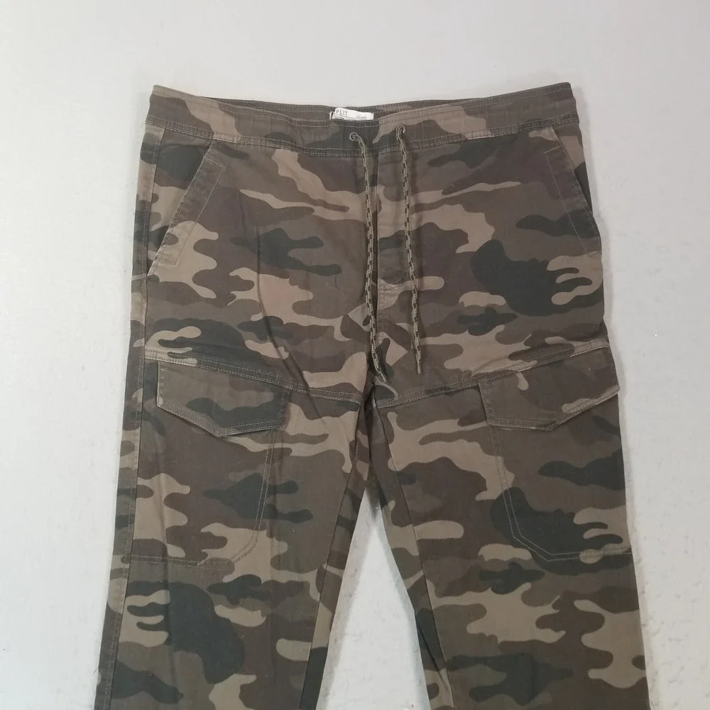 Split camo cargo jogger pants men's XL extra large green Flex outdoor